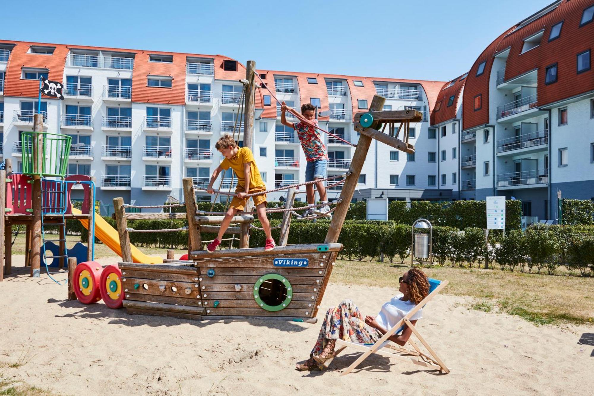 Holiday Suites Zeebrugge Εξωτερικό φωτογραφία